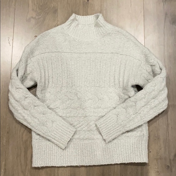 John and jenn sweater - Sz. Small - Picture 1 of 5